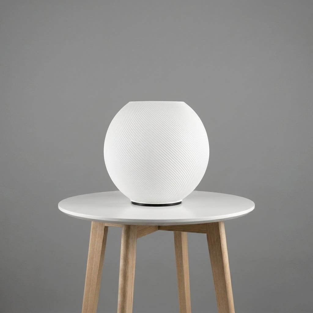 Lampada da Tavolo "Sfera Spirale" in Stampa 3D – Design Moderno Sinuoso